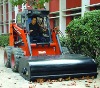 950 kg  skid steer loader with sweeper