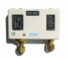 Q Series Dual Pressure Controls switch