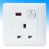 R6 Series 13A Switched Socket