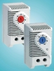 Small, compact Thermostat KT 011