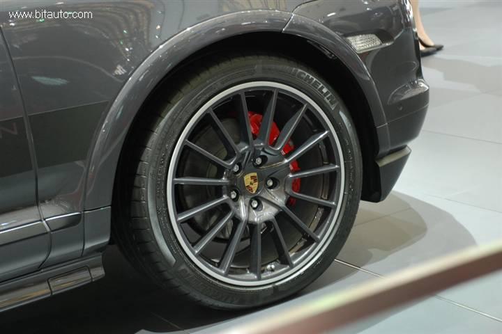 Porsche CayennePorsche Cayenne