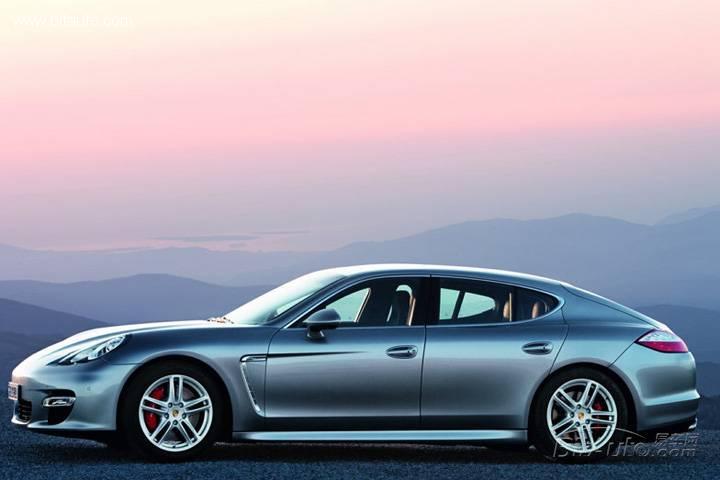 Porsche PanameraPorsche Panamera