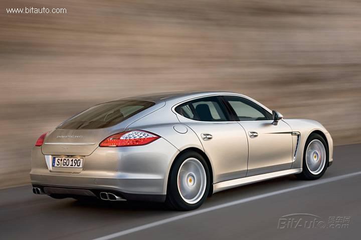 Porsche PanameraPorsche Panamera
