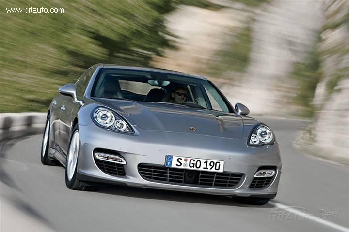 Porsche PanameraPorsche Panamera