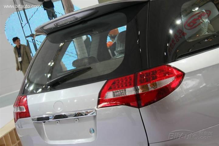 BYD M6BYD M6