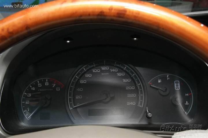 BYD M6BYD M6