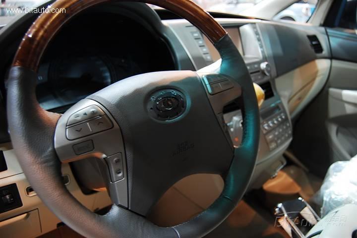 BYD M6BYD M6