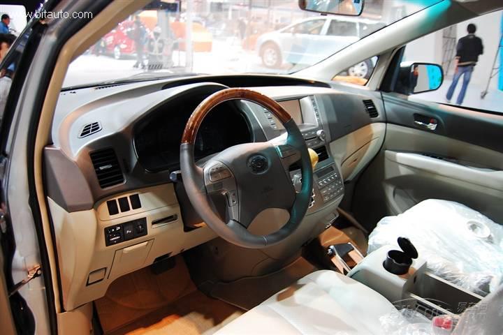 BYD M6BYD M6
