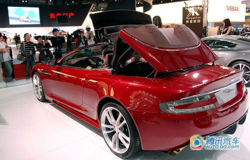 Aston Martin DB9 VolanteAston Martin DB9 Volante