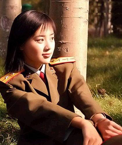 Pretty women soldier of China