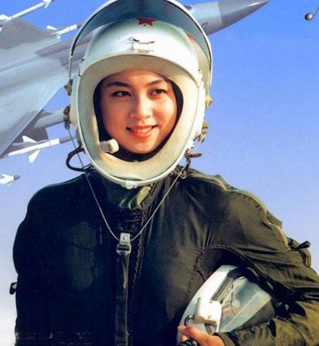 Pretty women soldier of China