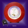 Magnetic floating photo frame