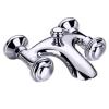 Wall bathtub faucet